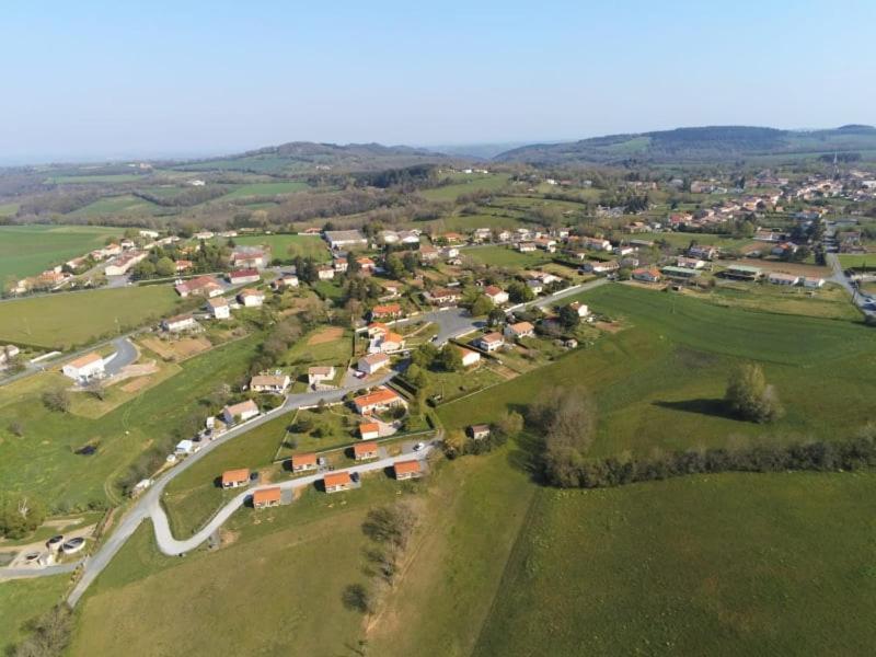Les Chalets D Hermine Montredon-Labessonnie Экстерьер фото